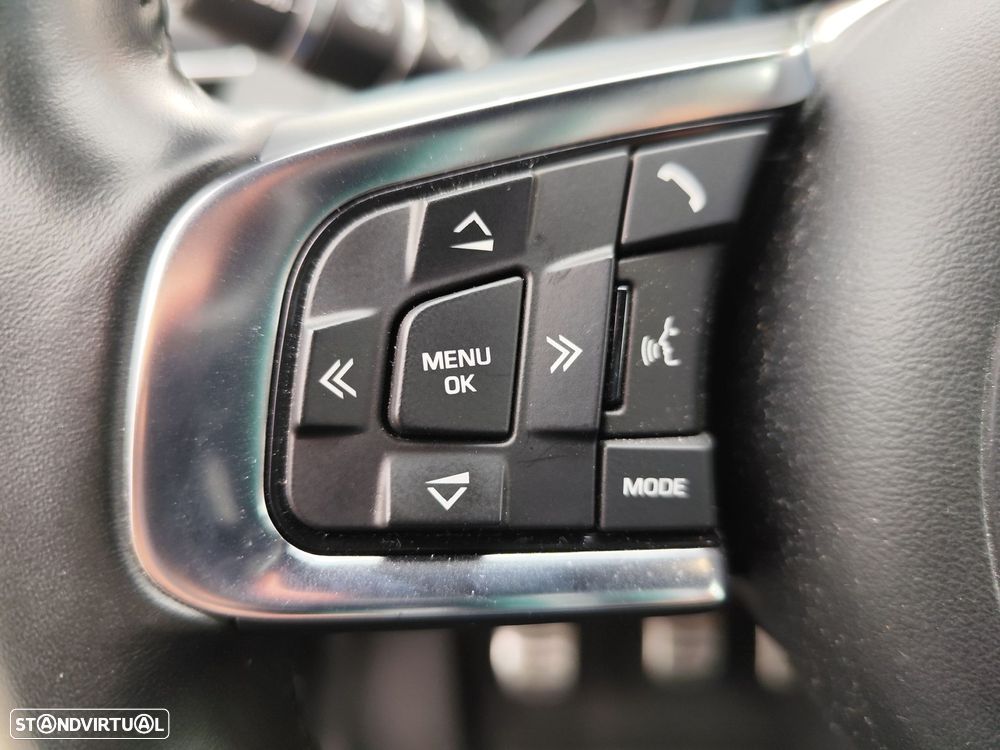 Jaguar E-Pace 2.0 i4D R-Dynamic - 22