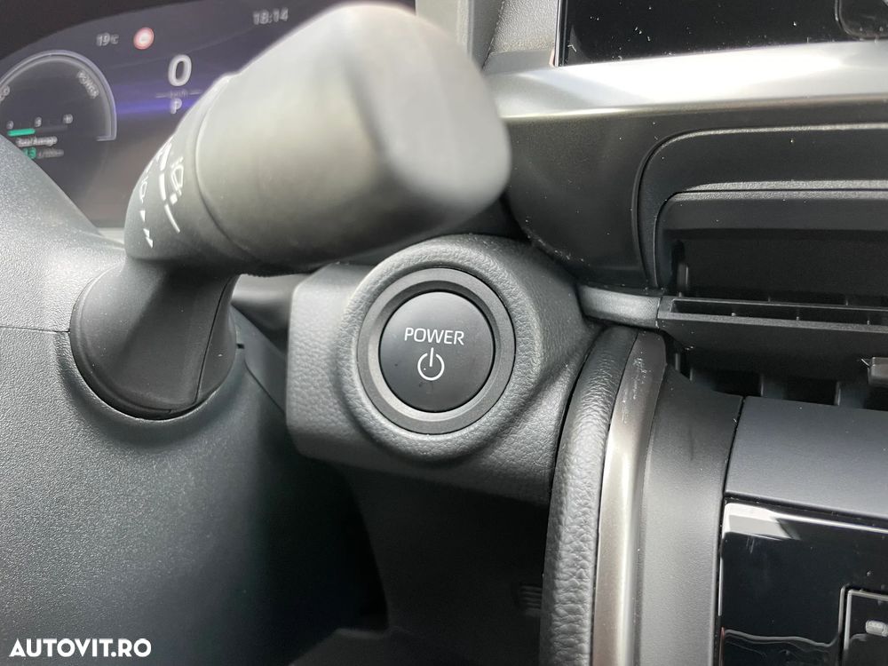 Toyota C-HR 1.8 HEV 140 CP 4x2 CVT Active - 33