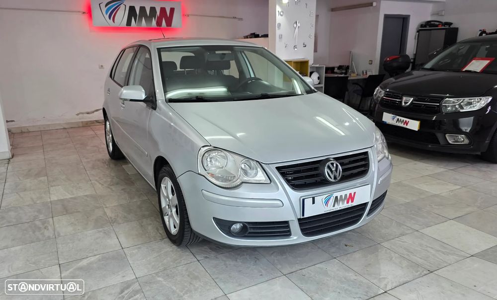 VW Polo 1.2 Confortline - 2