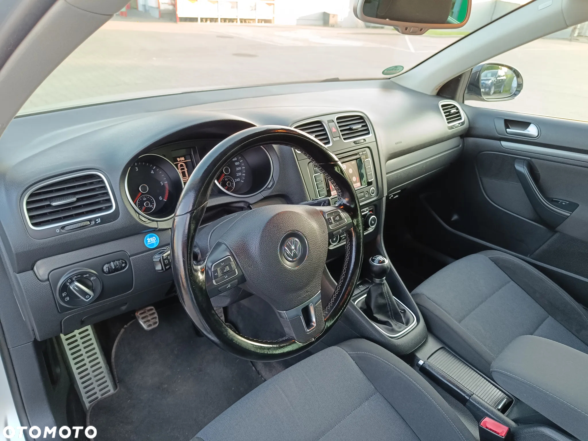 Volkswagen Golf Variant 1.6 TDI DPF Style - 9