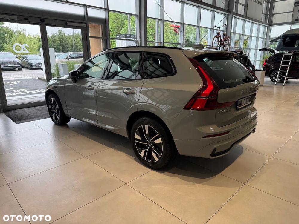 Volvo XC 60 B5 B AWD Plus Dark - 11