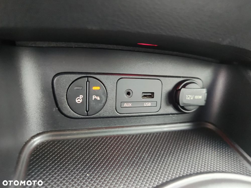 Kia Sportage 1.6 GDI Business Line L 2WD - 29