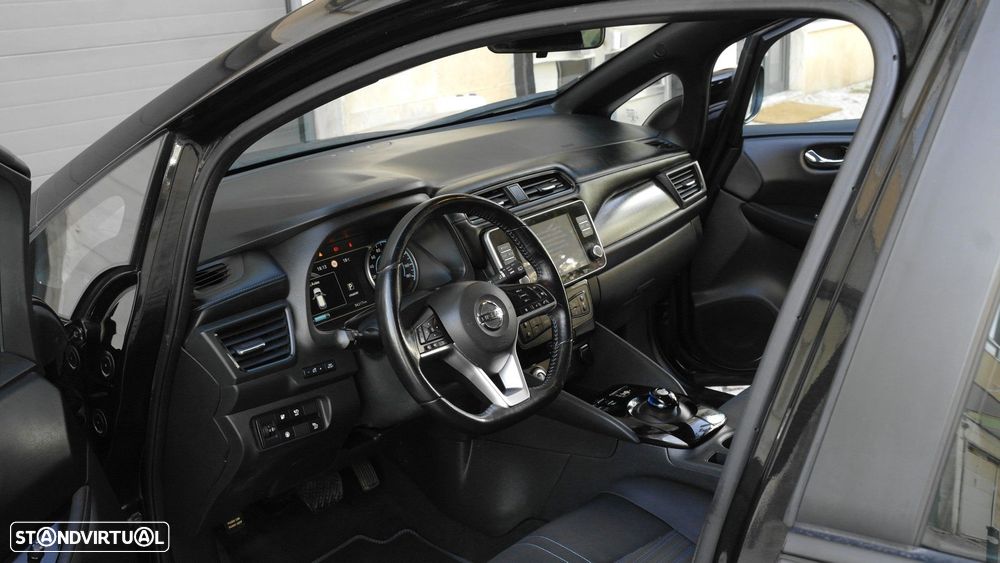 Nissan Leaf Acenta - 25
