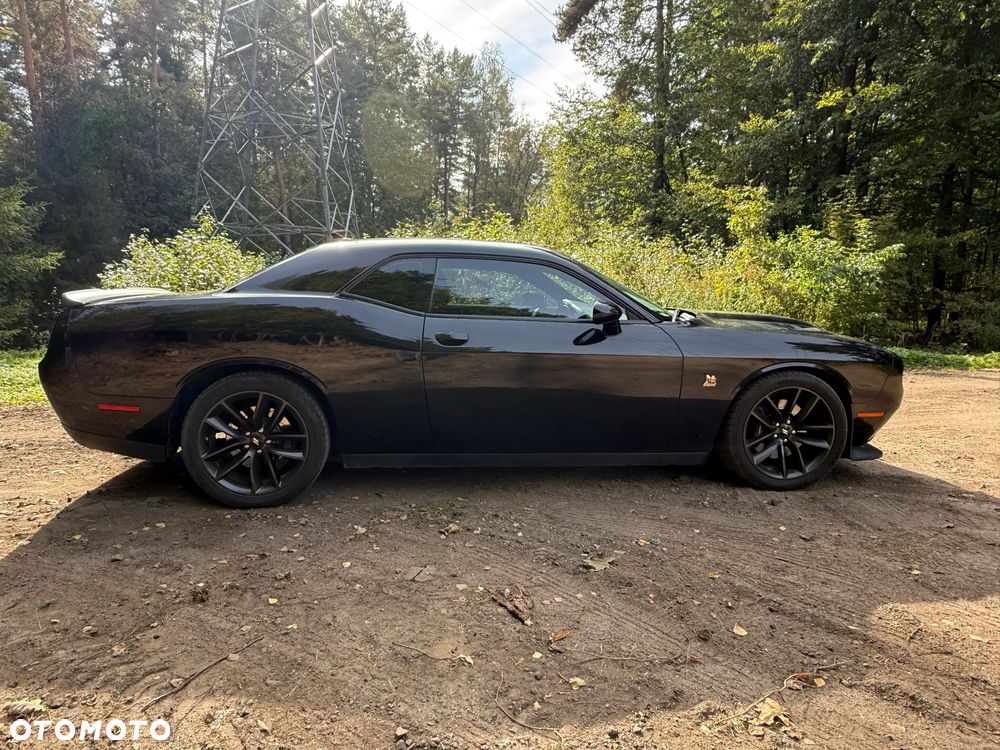 Dodge Challenger 6.4 Scat Pack - 15