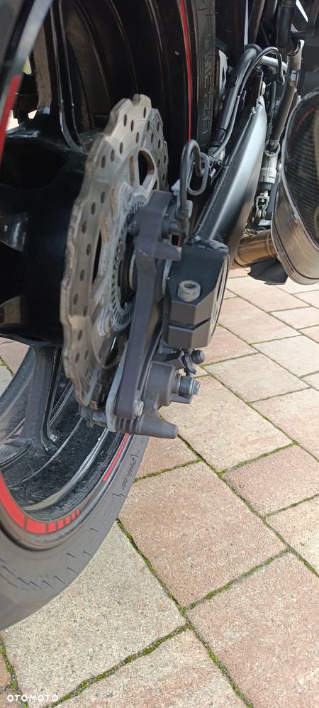 Kawasaki Ninja 1000 SX - 21