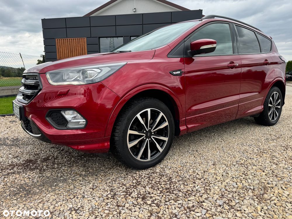 Ford Kuga 1.5 EcoBoost 2x4 ST-Line - 10