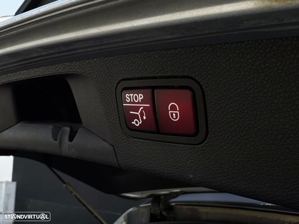 Mercedes-Benz E 220 d AMG Line - 18