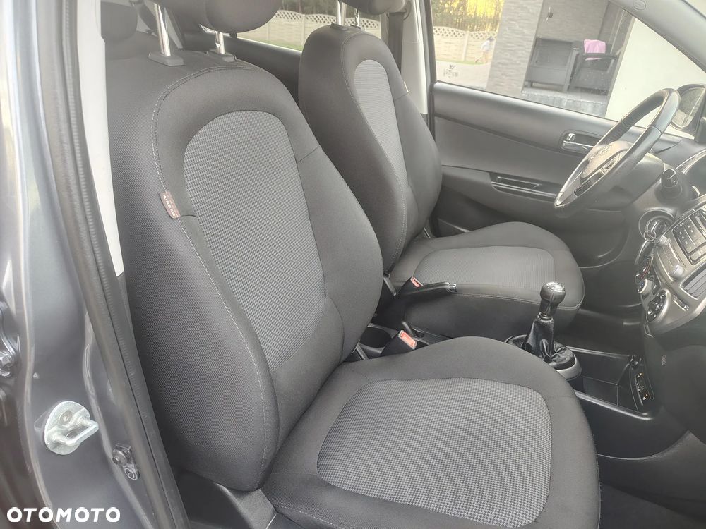 Hyundai i20 1.2 Fifa World Cup Edition - 14