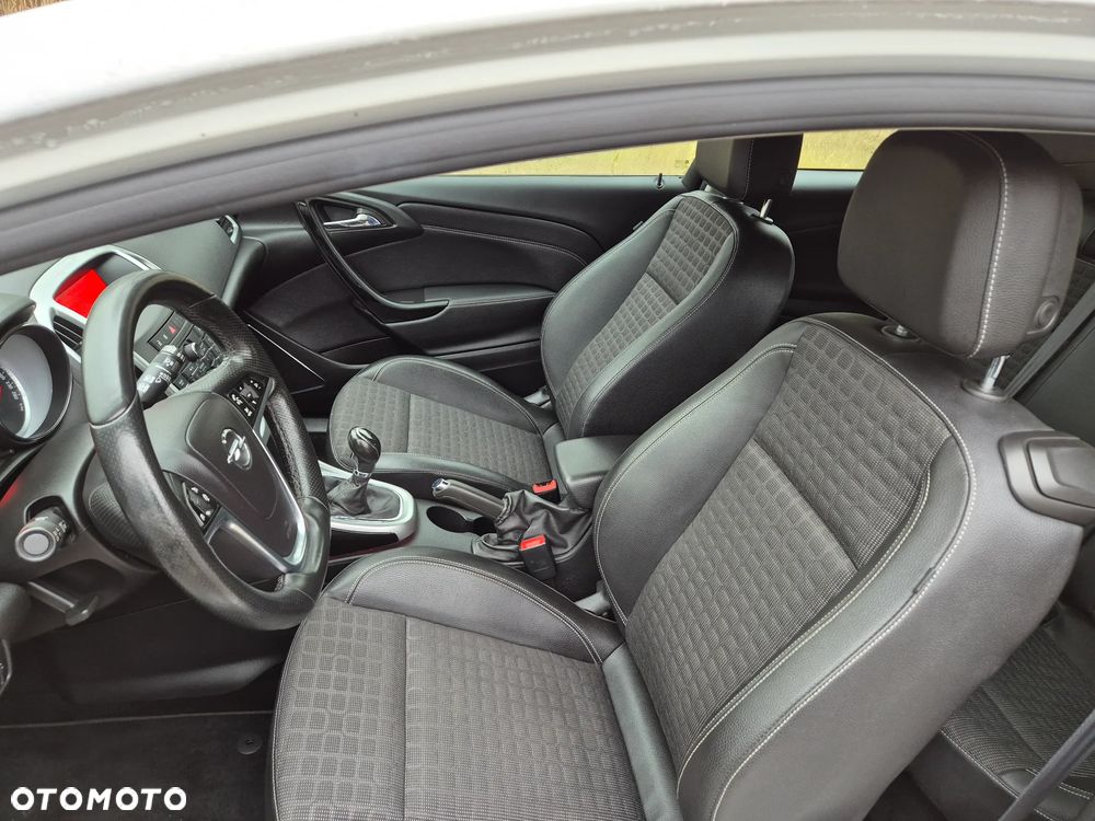 Opel Astra 1.4 Turbo Innovation - 21