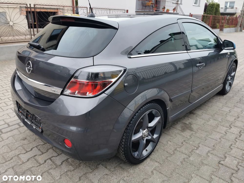 Opel Astra 1.6 Edition 111 Jahre - 3