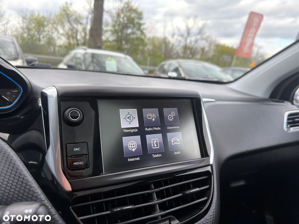 Peugeot 2008 1.2 Pure Tech GPF Allure S&S - 33