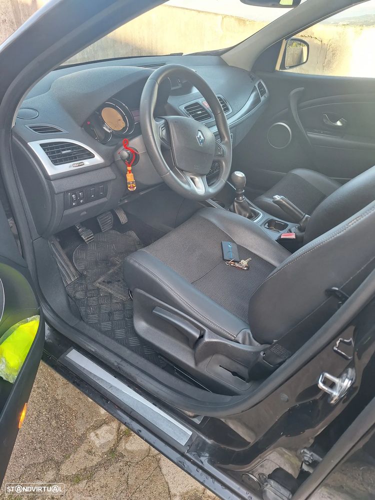 Renault Mégane Sport Tourer 1.5 dCi Dynamique S - 3