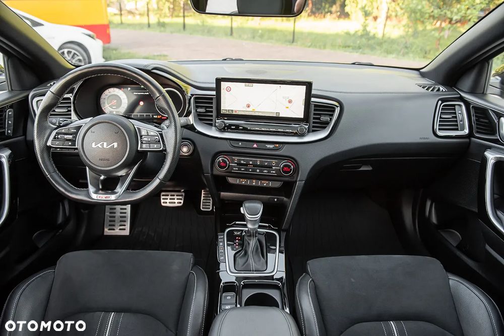 Kia ProCeed 1.5 T-GDI DCT7 OPF GT LINE - 33