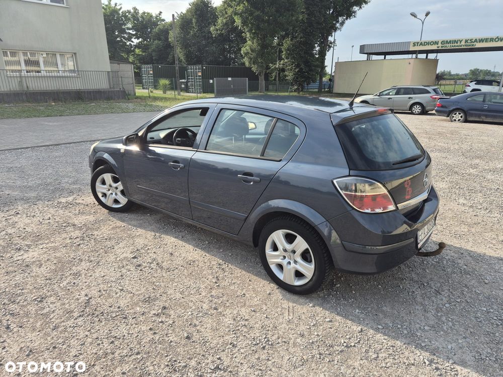 Opel Astra 1.6 - 17
