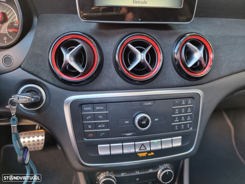 Mercedes-Benz CLA 45 AMG Shooting Brake 4-Matic - 27