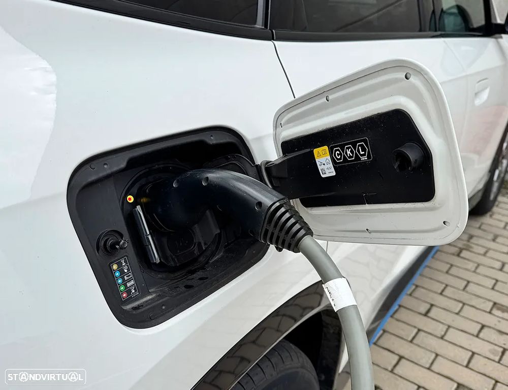 BMW iX1 xDrive30 xLine - 18