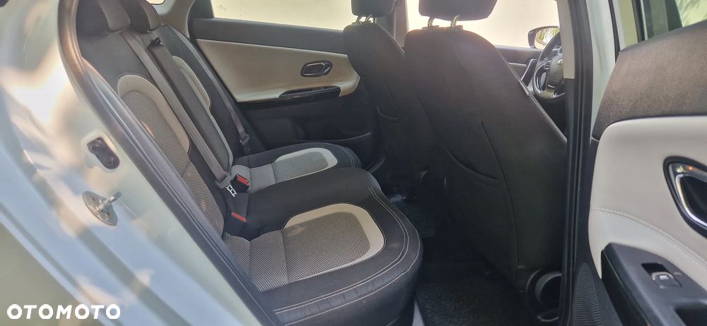 Kia Ceed 1.6 CRDi 136 DCT ISG Platinum Edition - 12