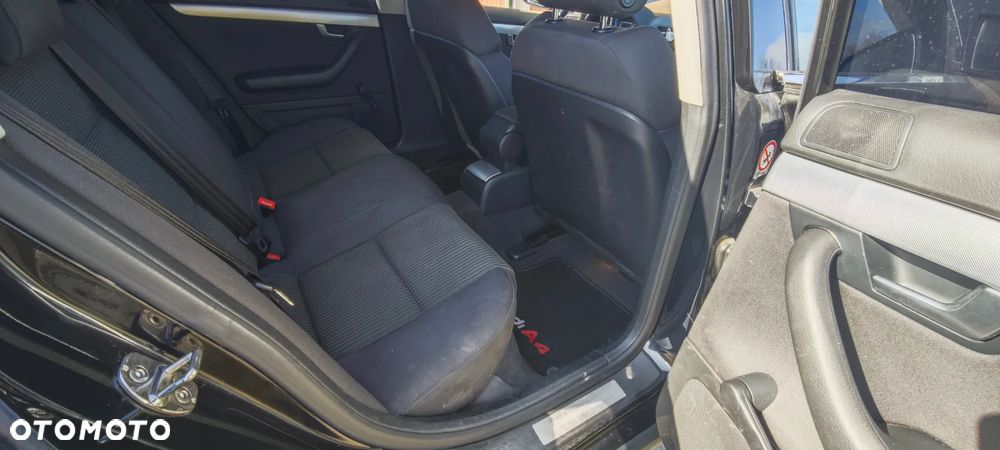 Audi A4 Avant 1.8 T - 12