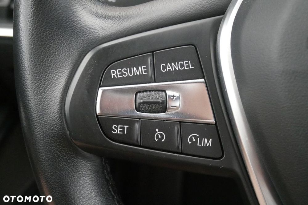 BMW Seria 3 - 30