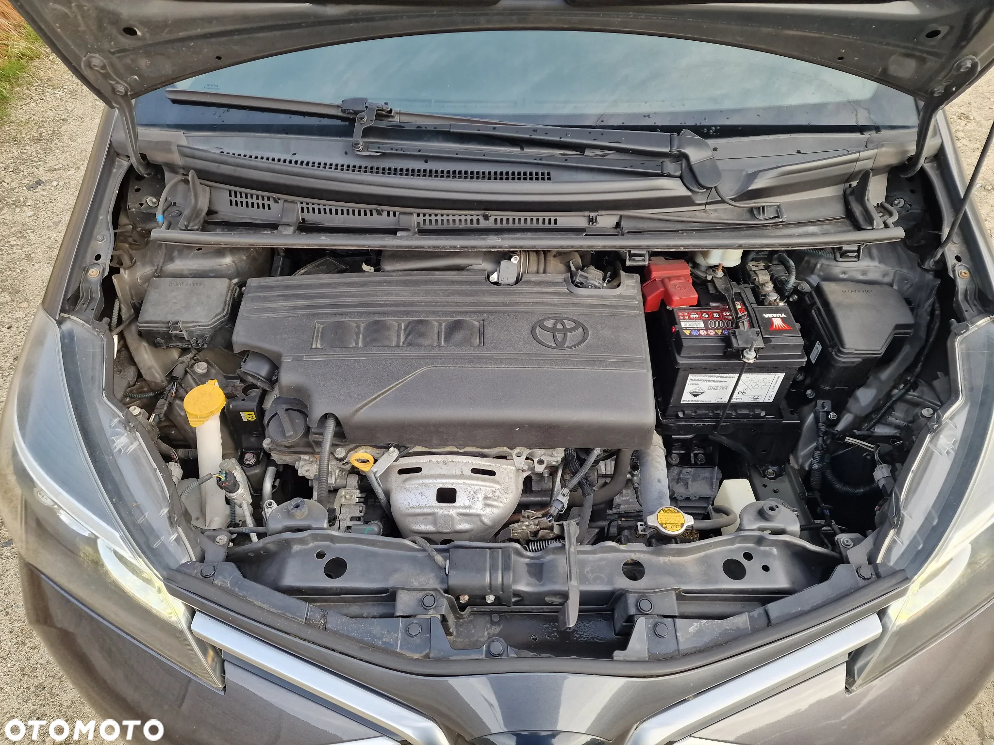 Toyota Yaris - 17