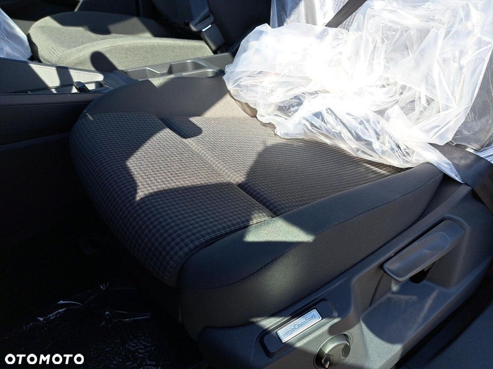 Volkswagen Caddy Maxi Cargo - 12