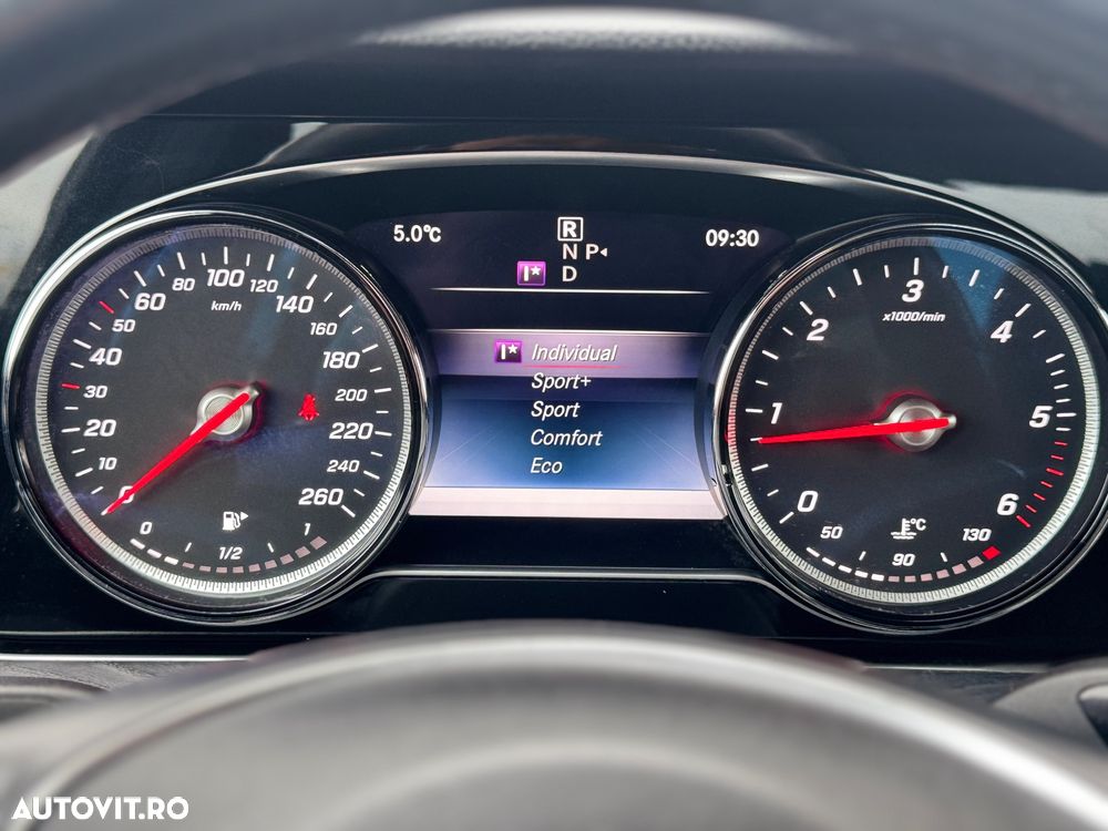 Mercedes-Benz E 220 d 9G-TRONIC Exclusive - 36