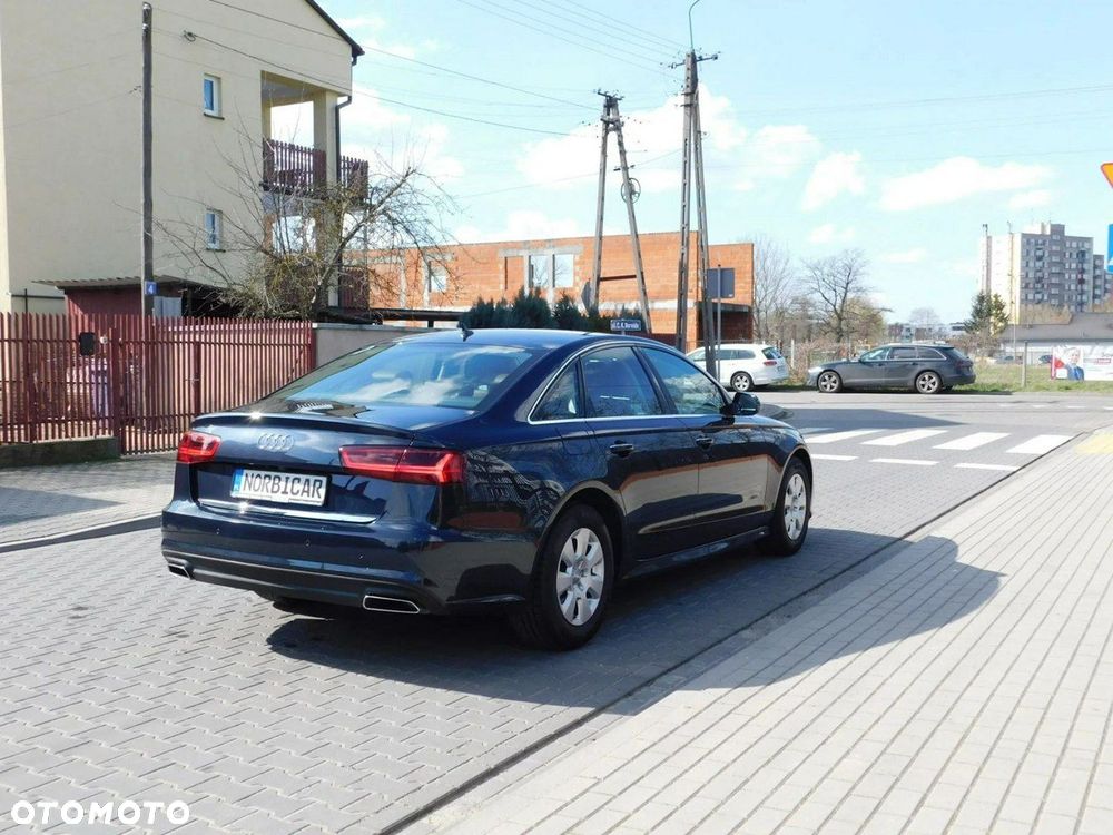 Audi A6 - 6