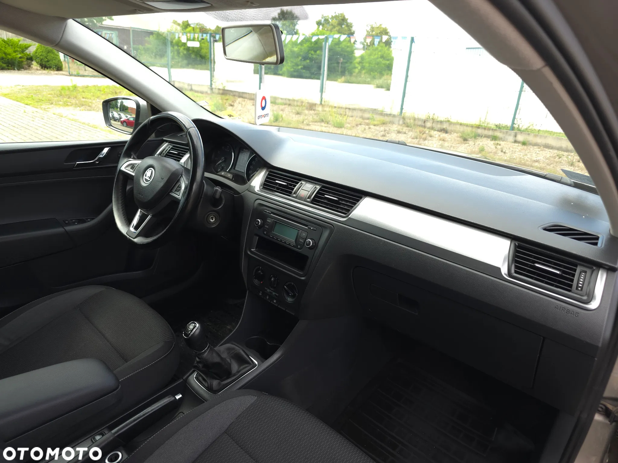 Skoda RAPID 1.2 TSI Ambition Max - 14