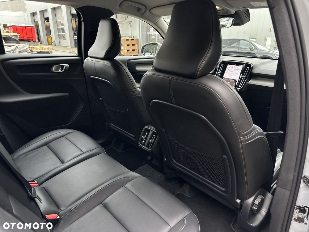 Volvo XC 40 - 20