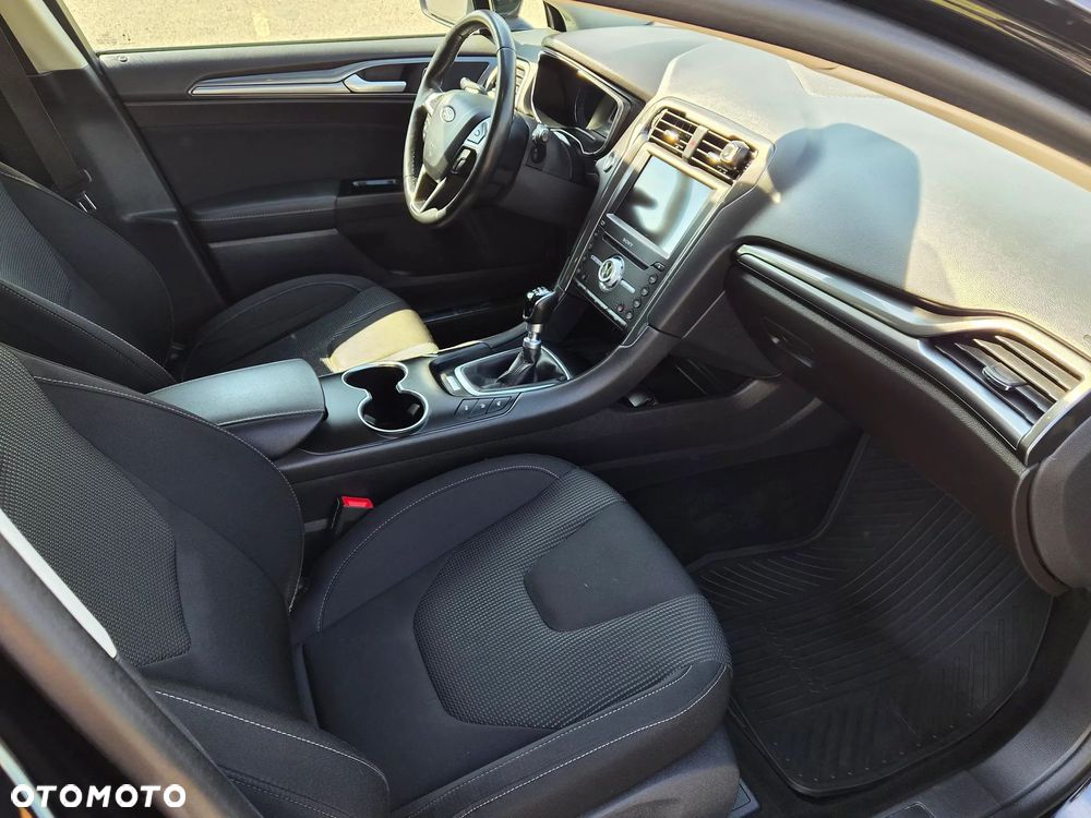 Ford Mondeo 2.0 TDCi Titanium - 30