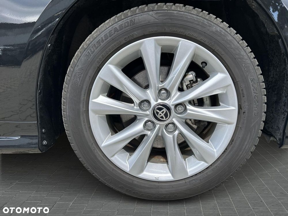 Toyota Corolla 1.8 Hybrid Comfort - 17
