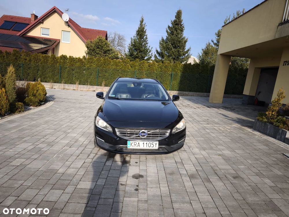 Volvo V60 D2 Geartronic Powershift Momentum - 18