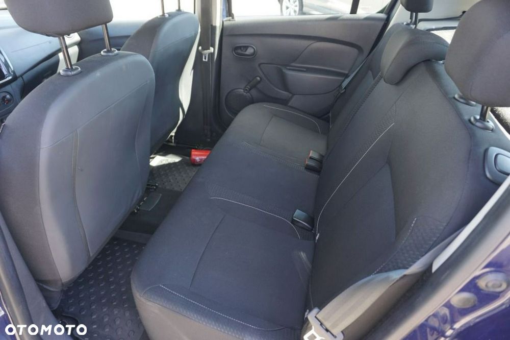 Dacia Sandero - 10
