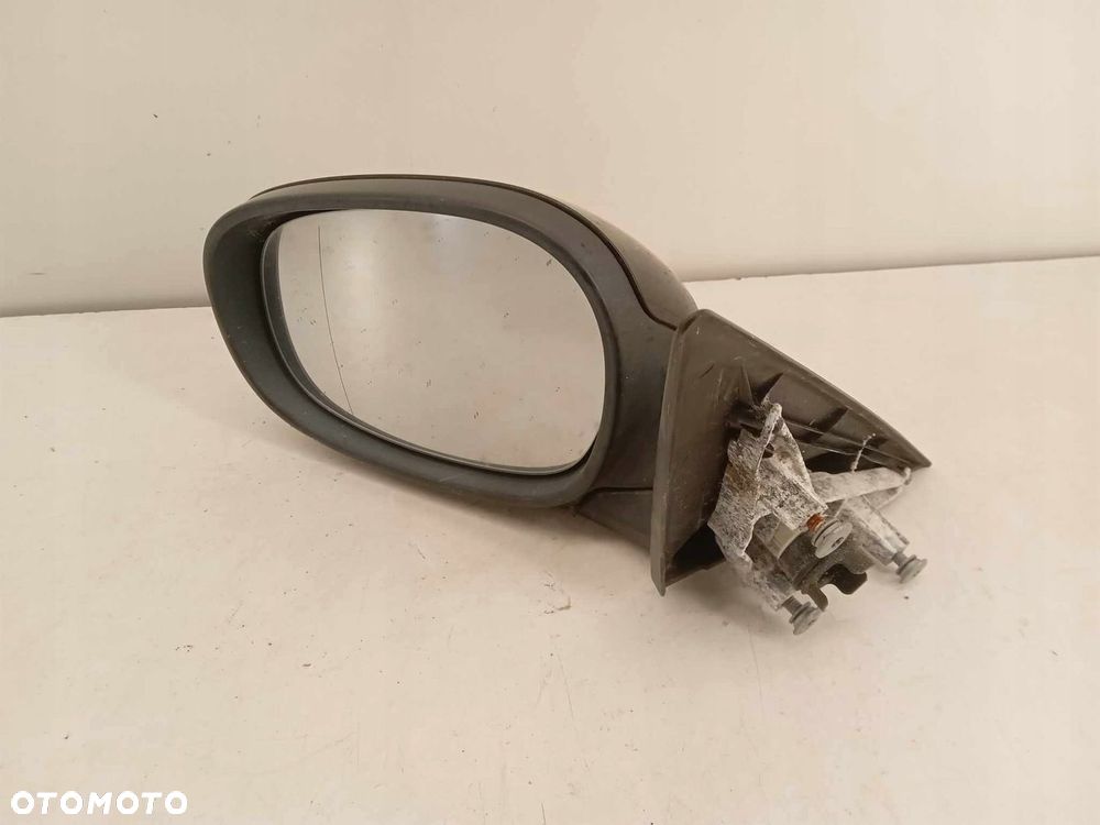 LUSTERKO LEWE BMW 3 E90 LIFT 08-11 5 PIN - 3