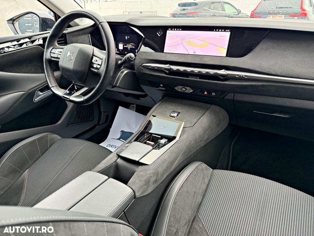 DS Automobiles DS 4 1.2 PureTech 130 S&S EAT8 PERFORMANCE LINE + - 8