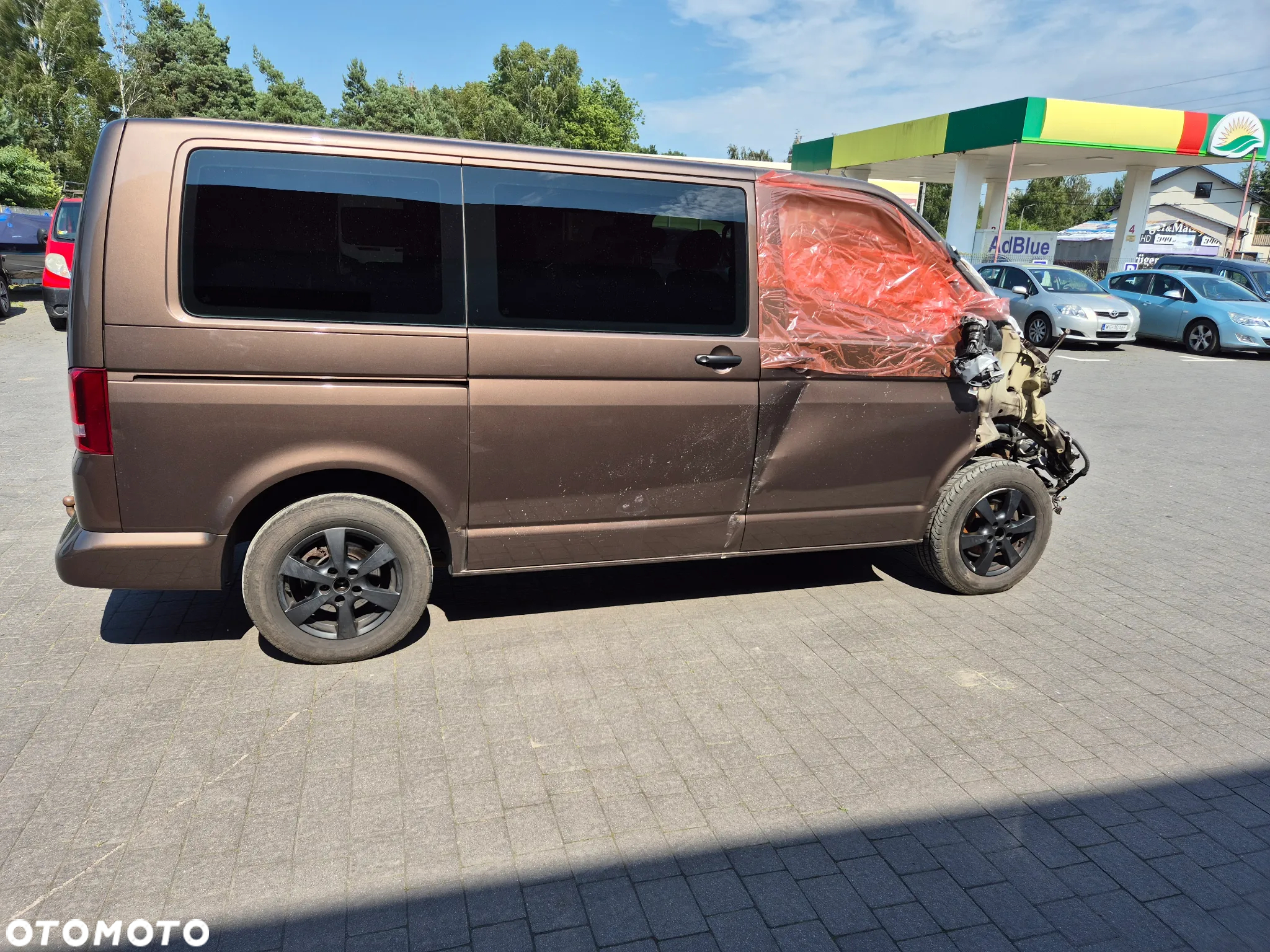 Volkswagen Multivan - 14