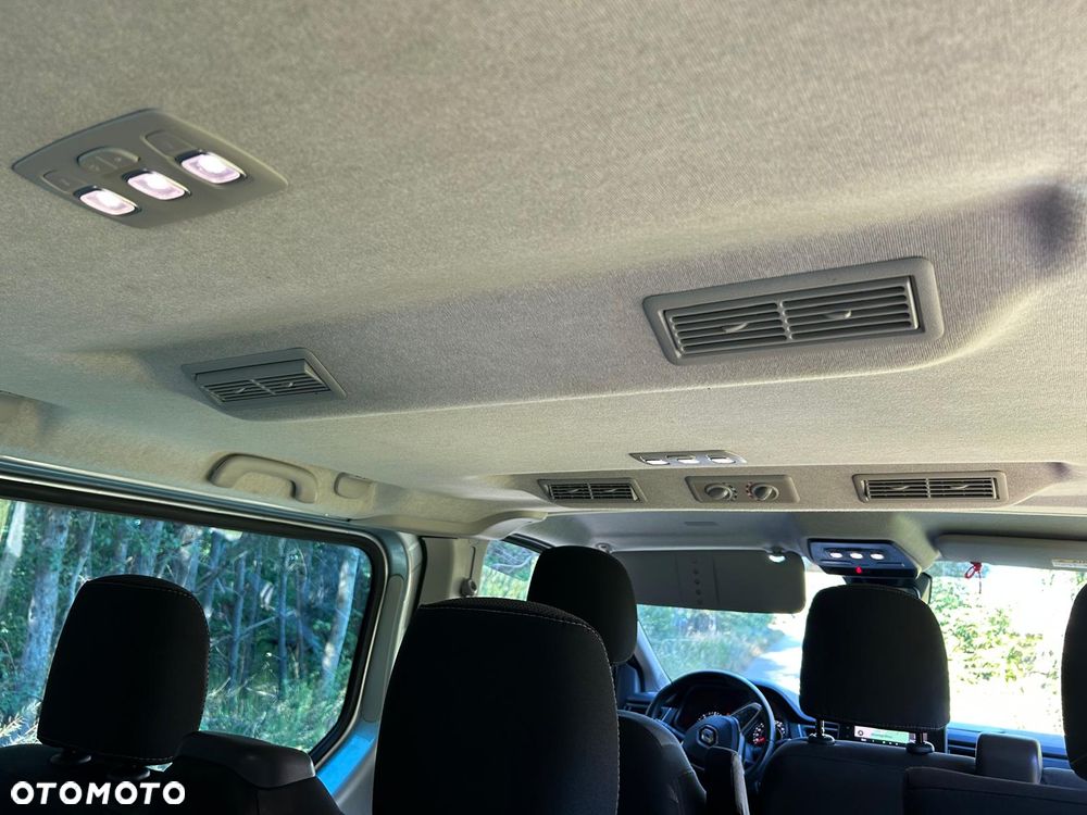 Renault Trafic - 12