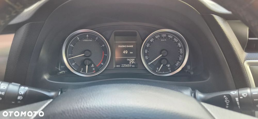 Toyota Auris 1.6 Premium - 38