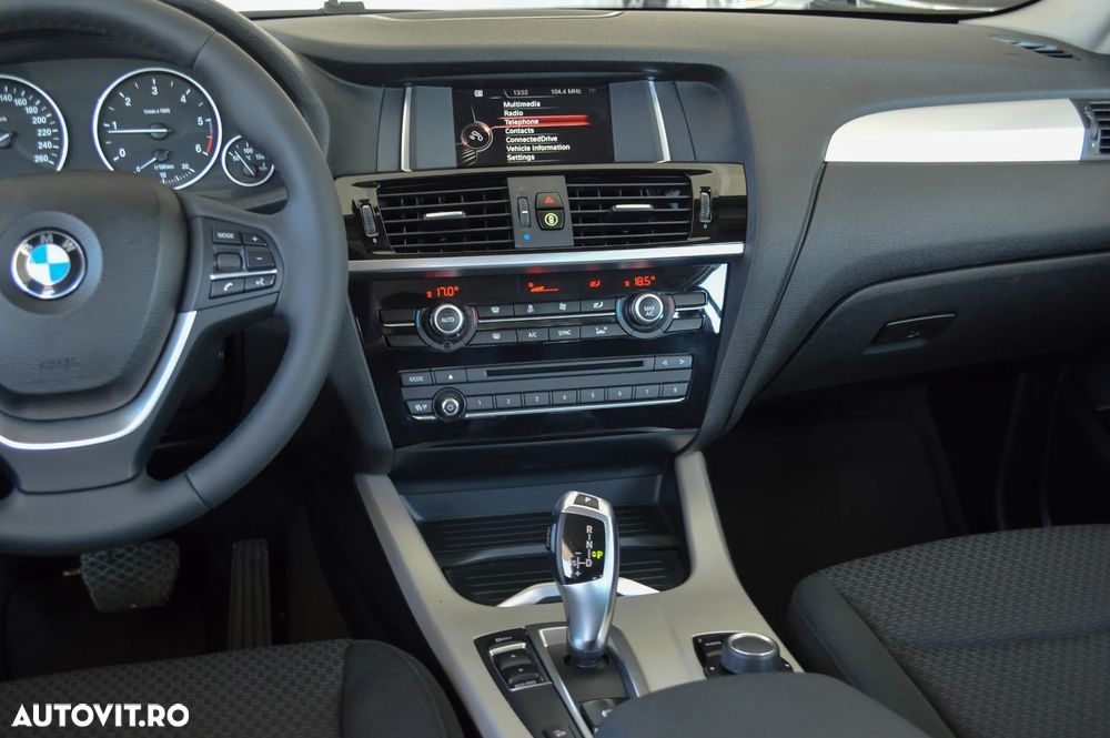 BMW X3 xDrive20d Aut. Advantage - 32