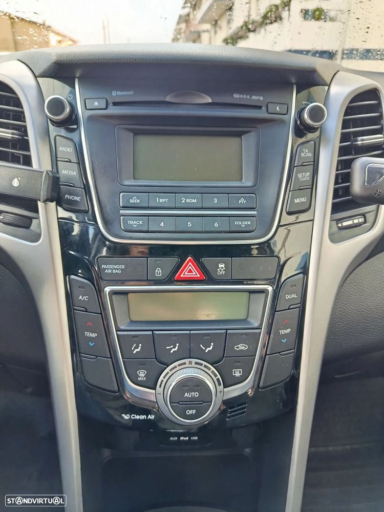 Hyundai i30 1.6 CRDI Blue Style - 8