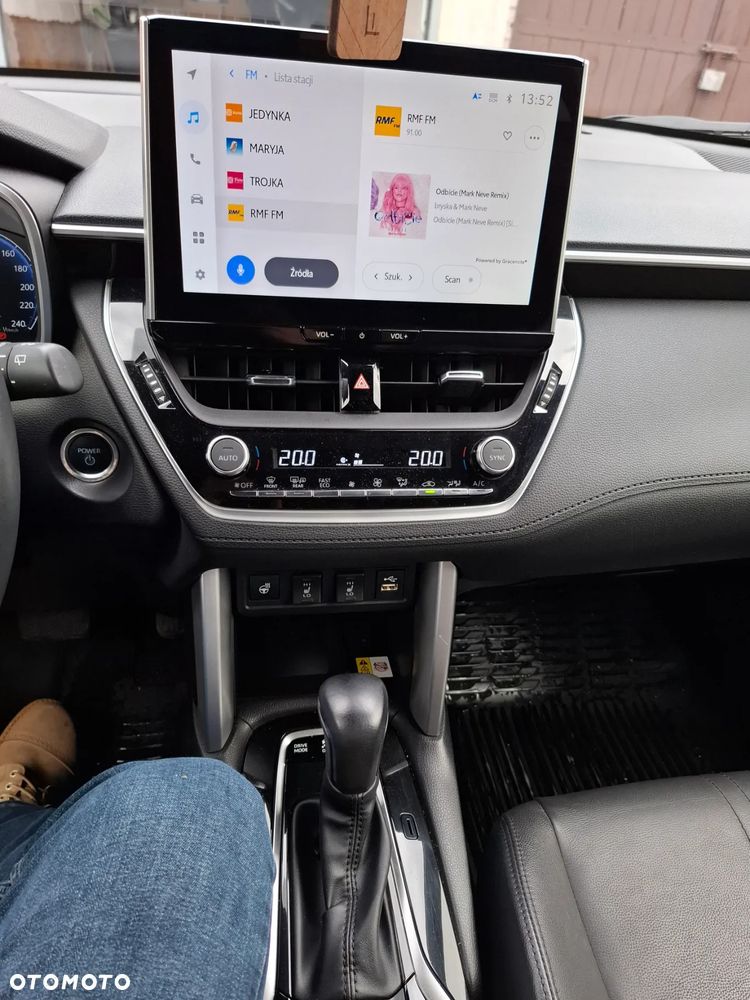 Toyota Corolla Cross 2.0 Hybrid Premiere Edition AWD - 26