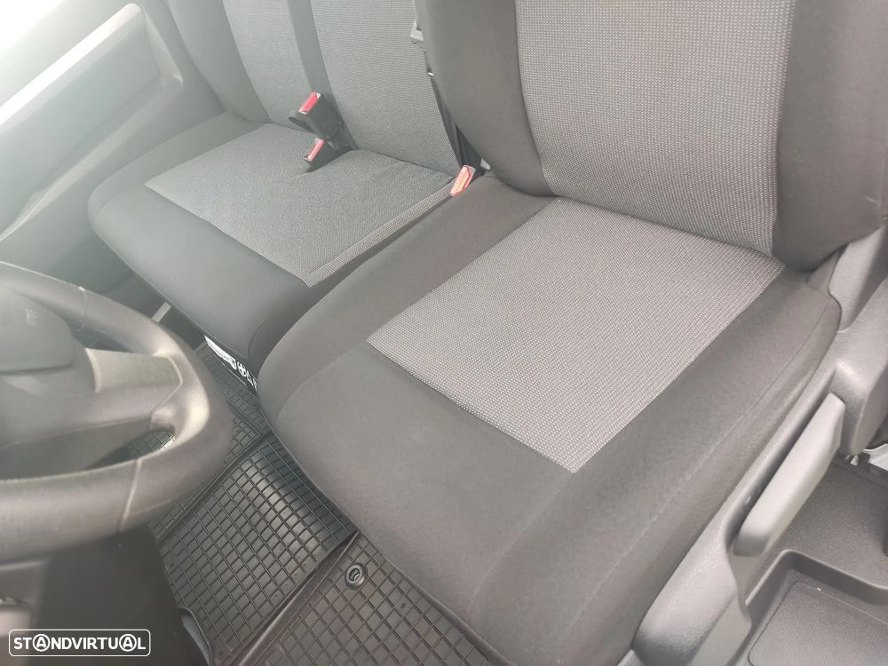 Opel VIVARO -E CARGO LONGA XL - 30