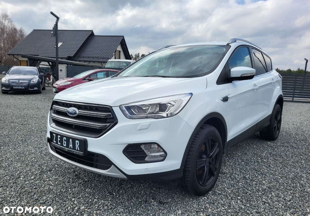 Ford Kuga - 2