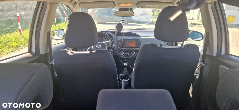 Toyota Yaris 1.4 D-4D Active EU6 - 8