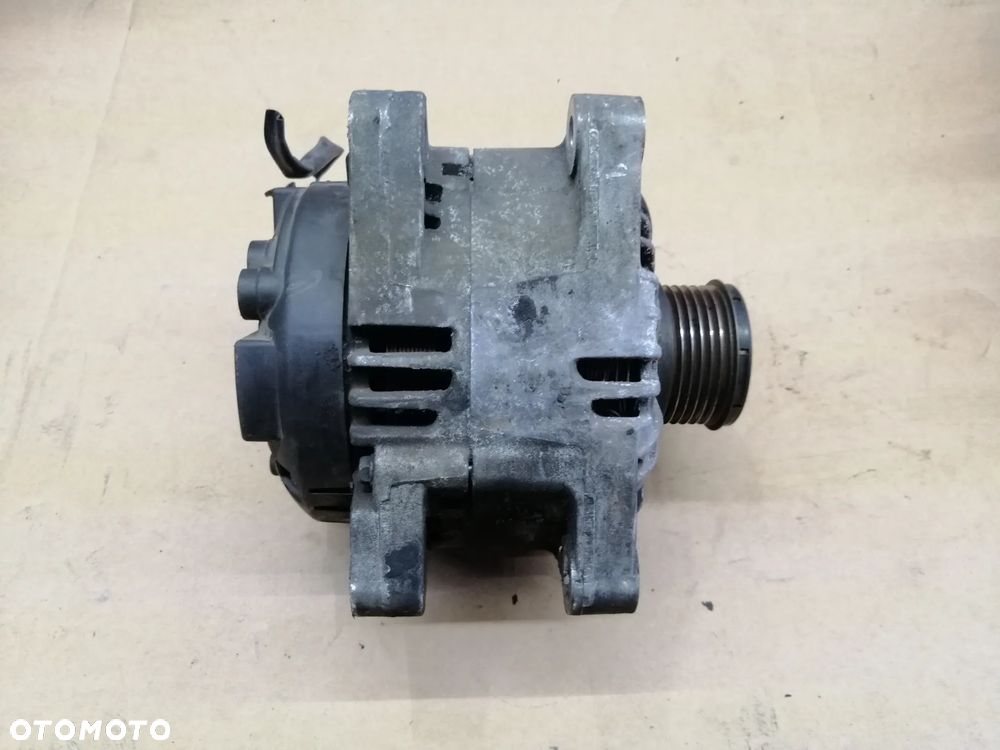 Peugeot 207 1.6 HDi alternator Valeo 9646321780 - 4