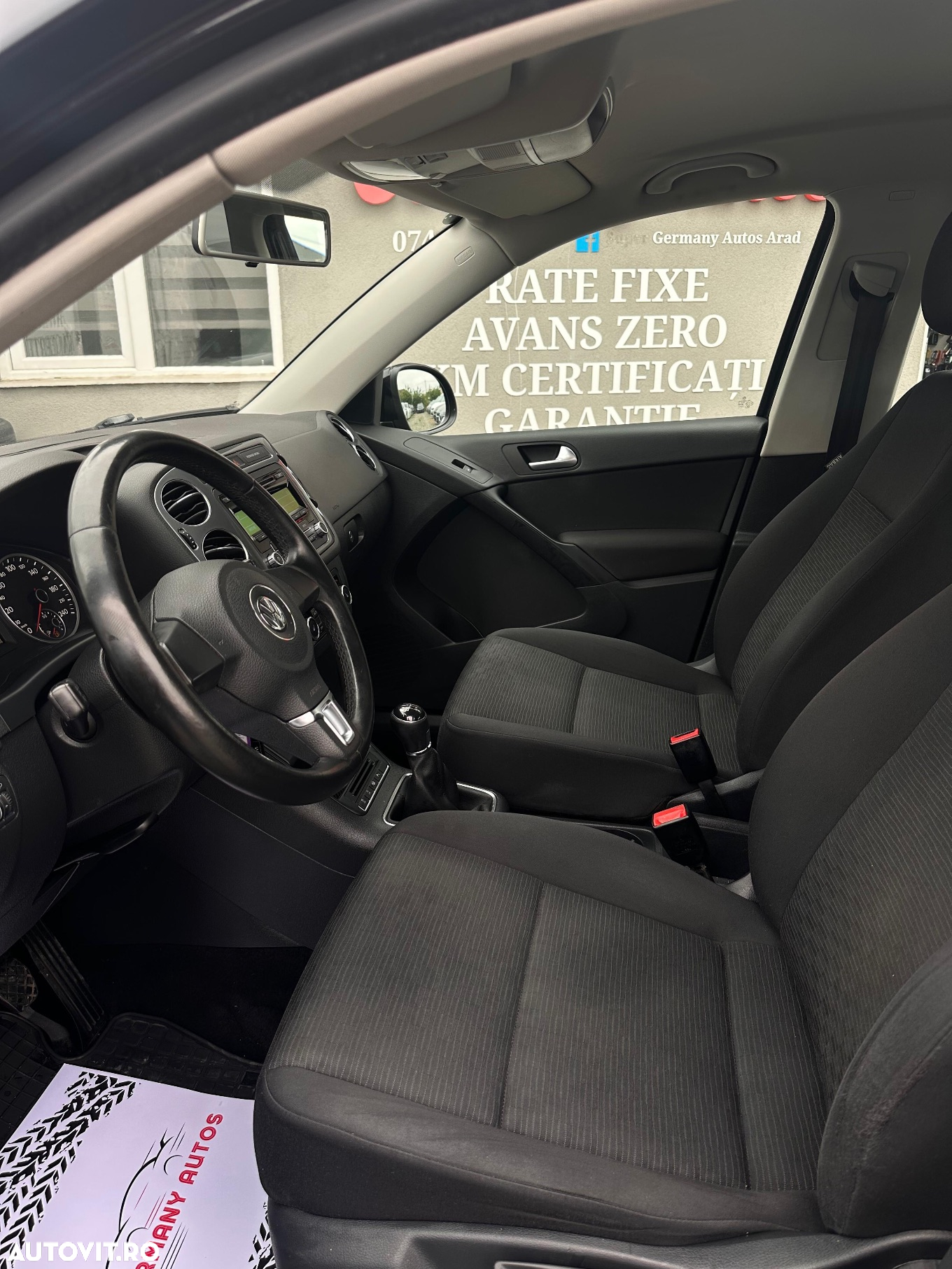 Volkswagen Tiguan - 16