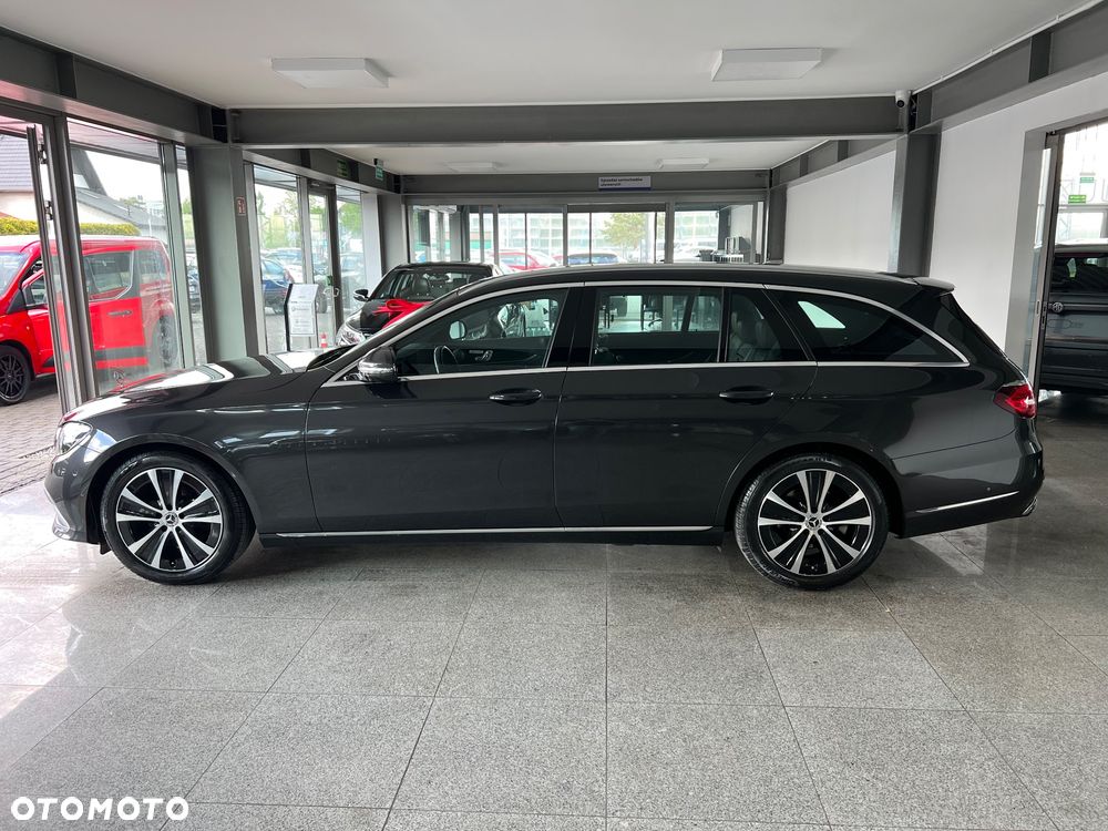 Mercedes-Benz Klasa E 200 Exclusive - 9