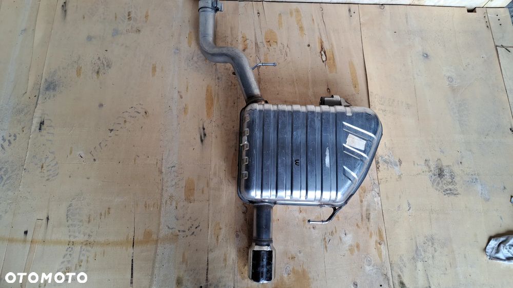 Jaguar XE JX73 3.0 B tlumik uklad wydechowy wydech koncowka tlumika prawa prawy - 2