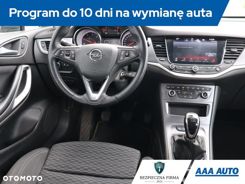 Opel Astra - 9
