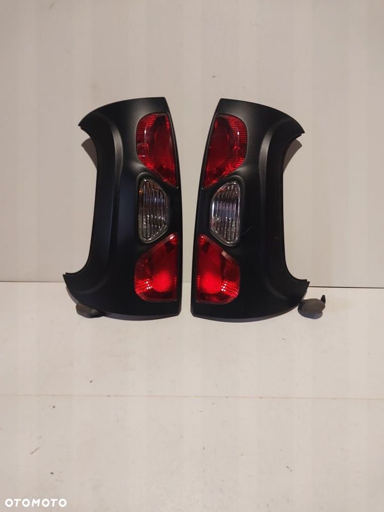 Fiat panda III 3 cross tylna lampa tył prawa lewa prawy lewy wkład - 1